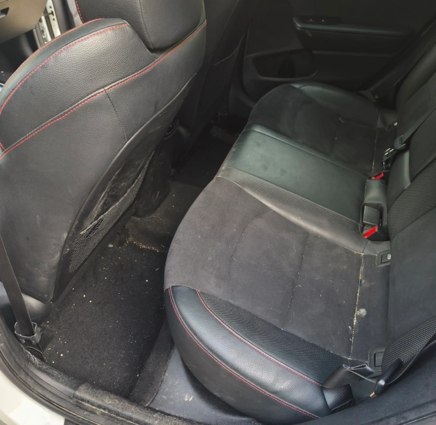 voiture-avant-2 voiture-avant-2