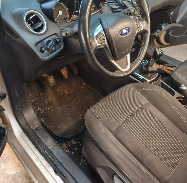 voiture-avant-4 voiture-avant-4
